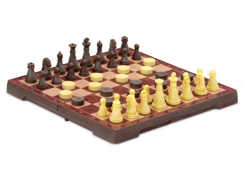 Ajedrez magnético plegable con damas 16 x 16 cms Magnetic chess draught 16 x 16 cms.