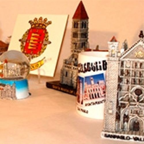 13 souvenirs
