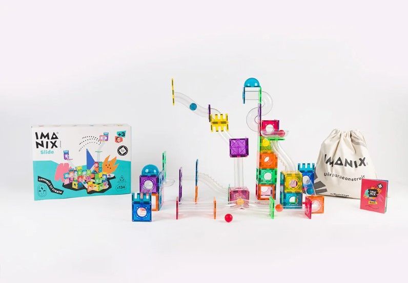 Imanix. Juego de construcción con piezas imantadas